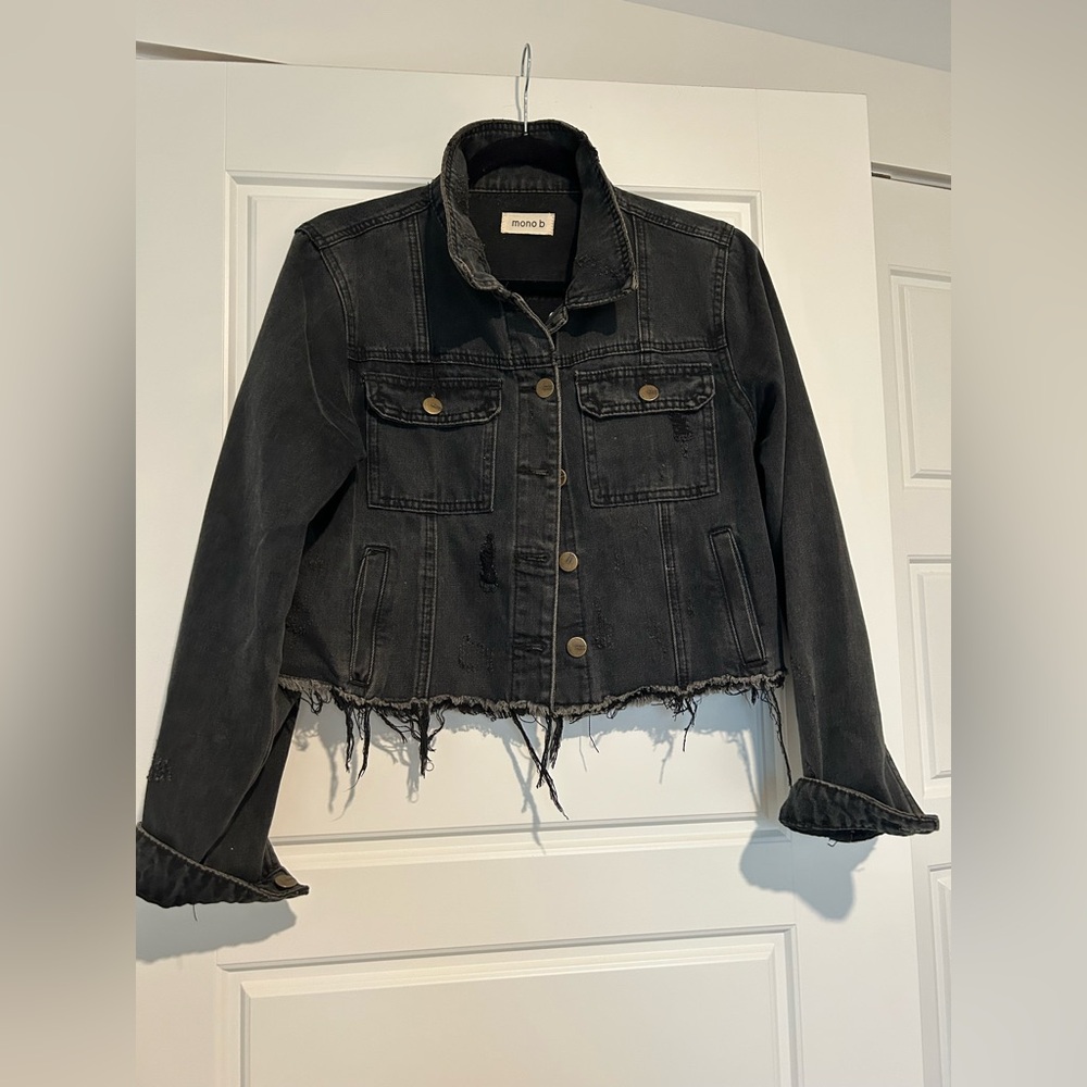 Vici cropped distressed black demin jacket